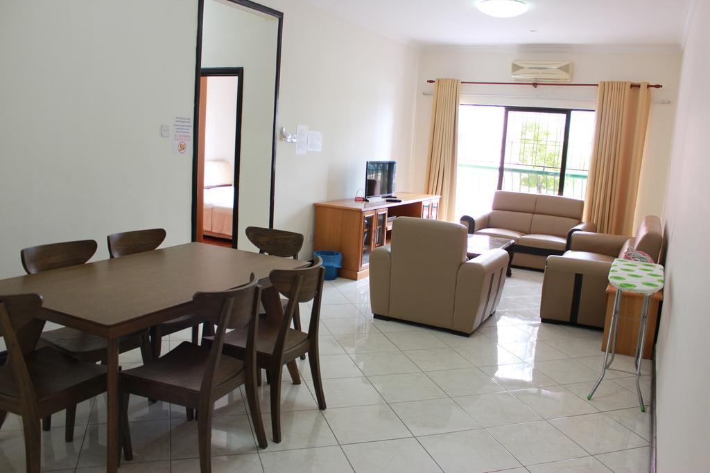 Homestay Marina Court Resort Kota Kinabalu Bagian luar foto