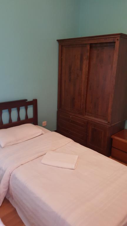 Homestay Marina Court Resort Kota Kinabalu Bagian luar foto